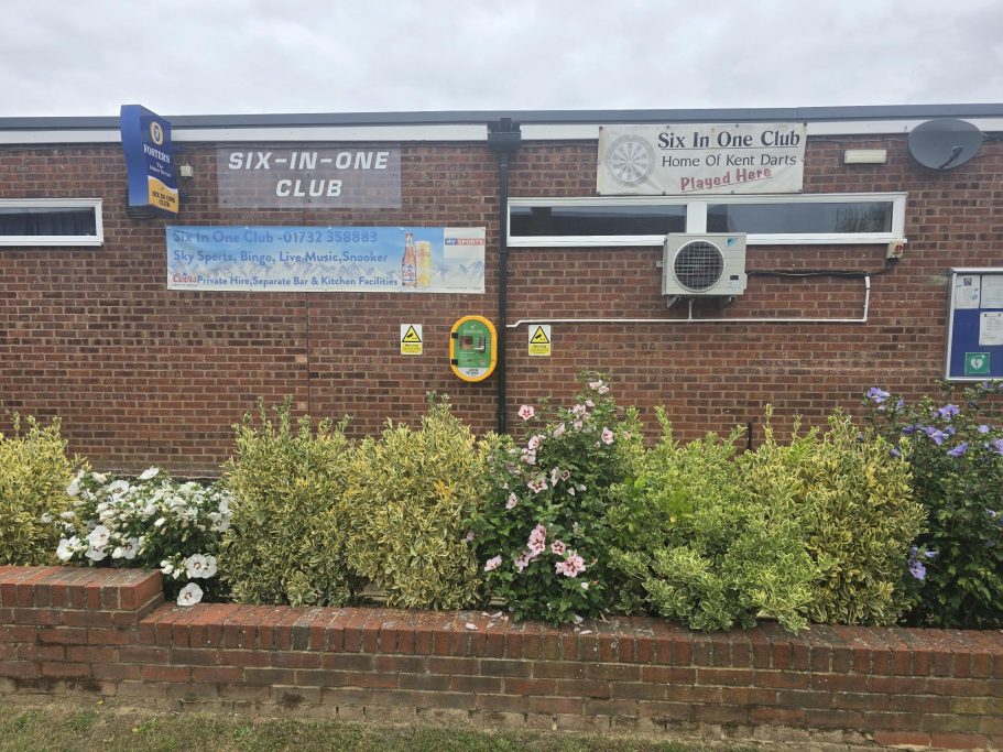 Defib outside Six in One